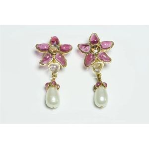 CHANEL Spring 1995 Maison GRIPOIX Camellia Flower Pink Glass Pearl Drop Earrings